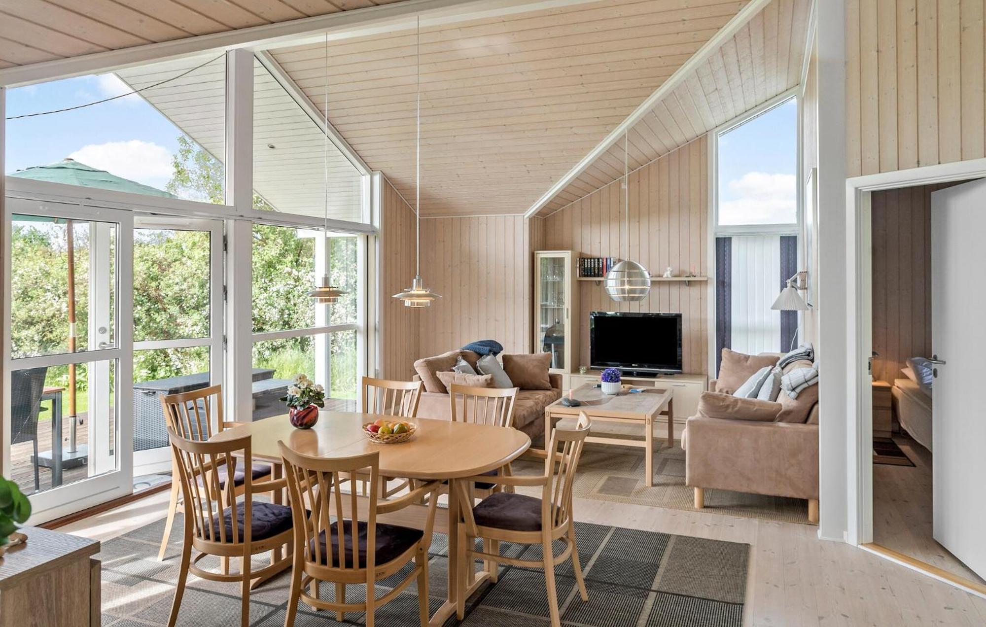 Cozy Home In Gedser With Wifi Екстер'єр фото