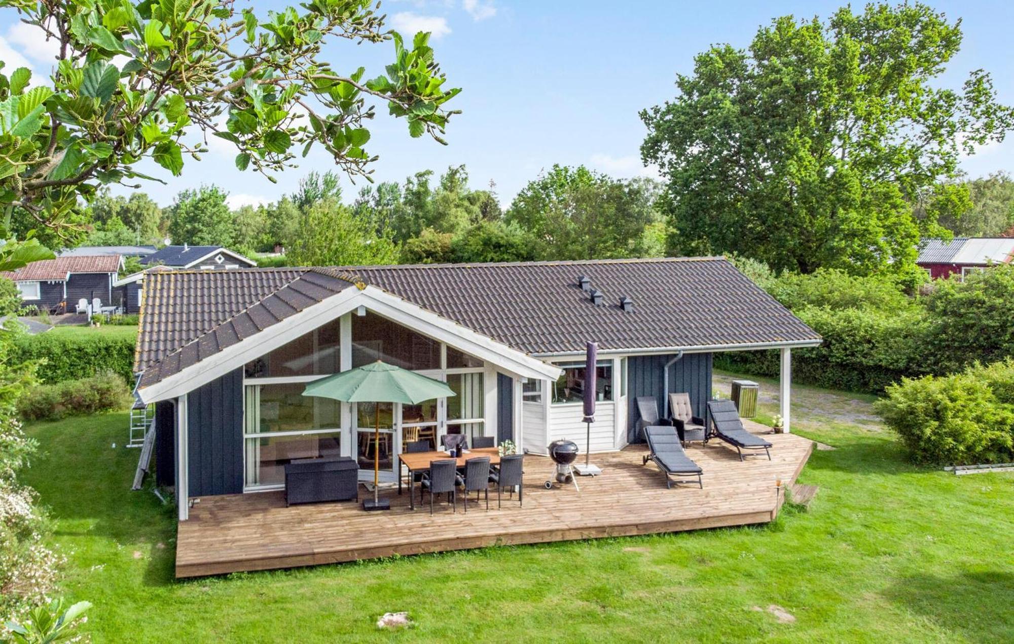 Cozy Home In Gedser With Wifi Екстер'єр фото